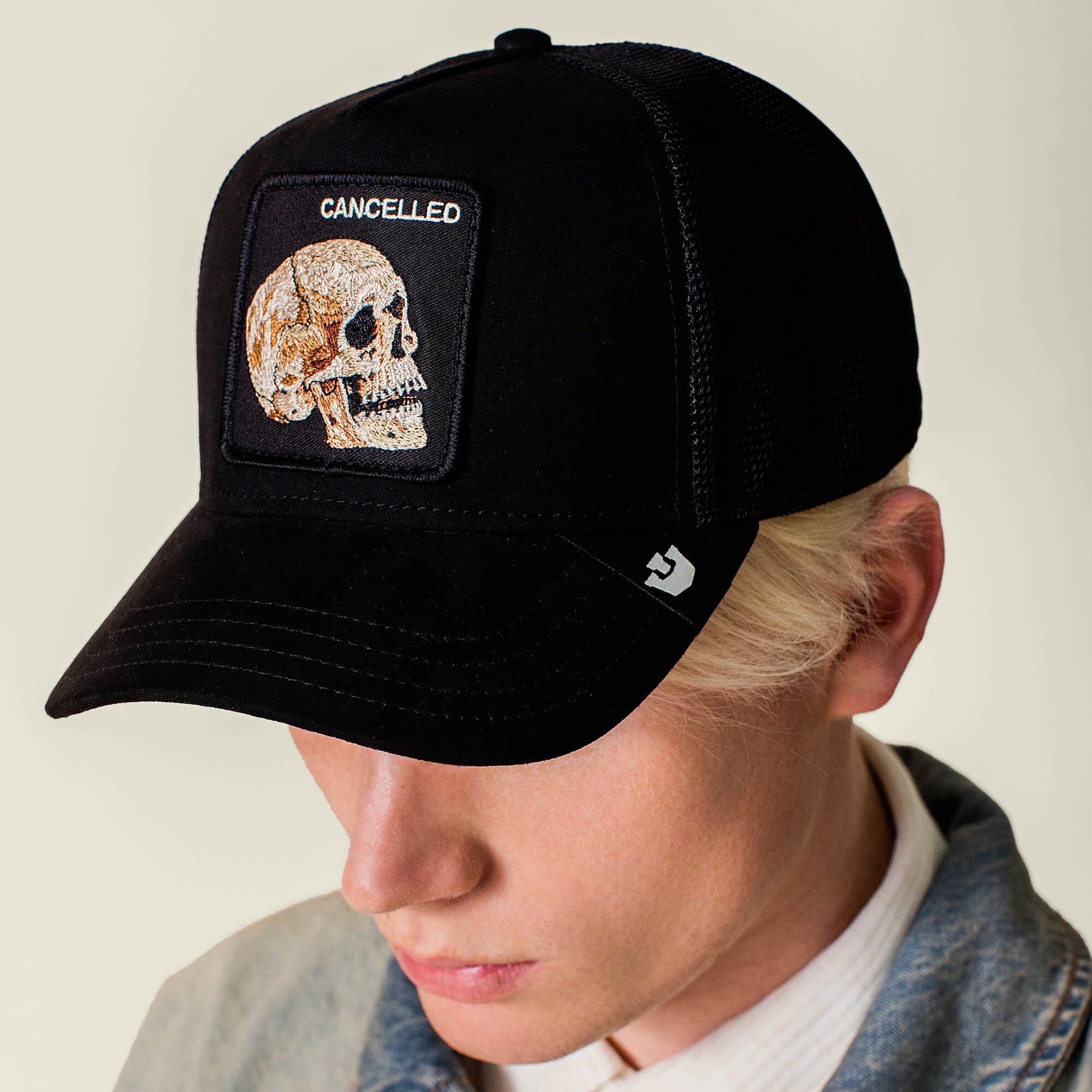 Goorin Bros. Bold Suede Skull
